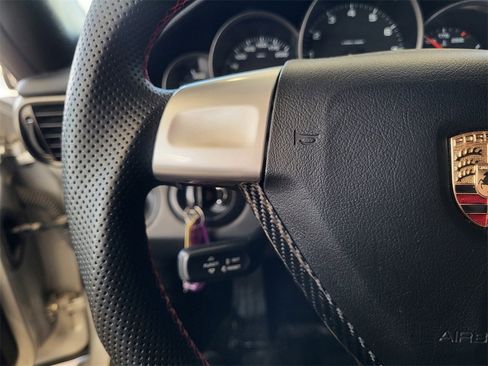 Used 2006 Porsche 911 Carrera 4 image 18