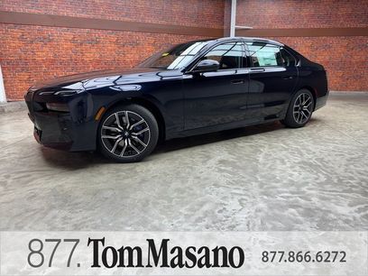 New 2025 BMW 760i xDrive