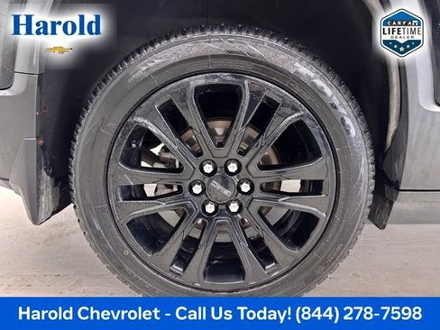 Used 2023 GMC Acadia SLE w/ Infotainment Package AWD/4WD image 7