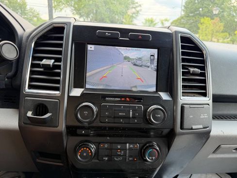 Used 2016 Ford F150 XLT w/ Equipment Group 301A Mid RWD image 11