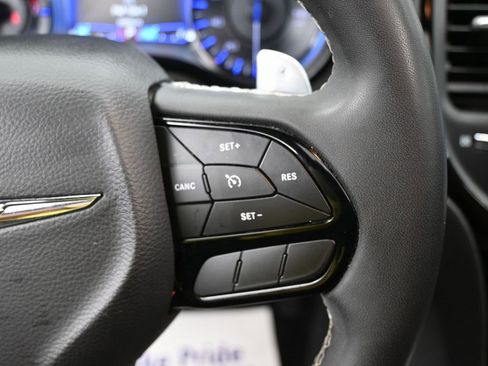 Used 2023 Chrysler 300 S image 20