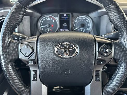 Used 2023 Toyota Tacoma TRD Off-Road w/ Black Out Package (TMS) AWD/4WD image 25