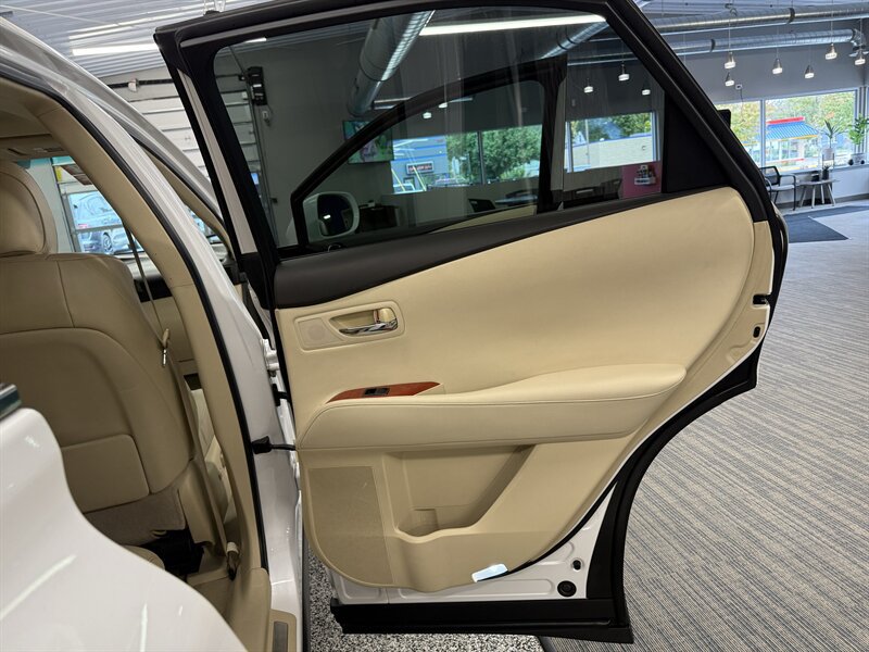 Used 2010 Lexus RX 350 2WD w/ Premium Pkg image 36