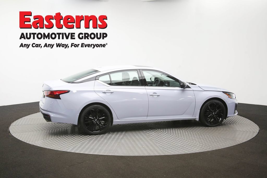 Used 2023 Nissan Altima 2.5 SR w/ SR Premium Package FWD image 45