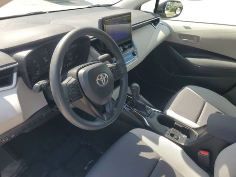 Certified 2025 Toyota Corolla LE FWD image 15