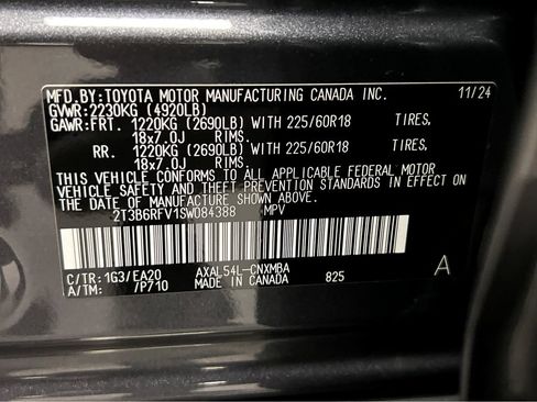 Used 2025 Toyota RAV4 XLE Premium w/ Weather Package AWD/4WD image 27
