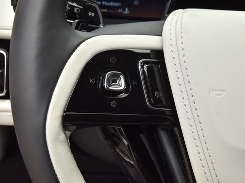 New 2026 Lincoln Aviator Black Label w/ Jet Appearance Package AWD/4WD image 26