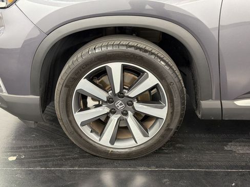 Certified 2024 Honda Pilot Touring image 13