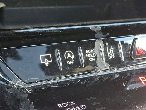 Used 2024 Jeep Grand Wagoneer L 4WD image 27