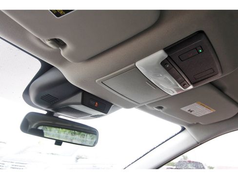 Certified 2023 Nissan Rogue SV FWD image 24