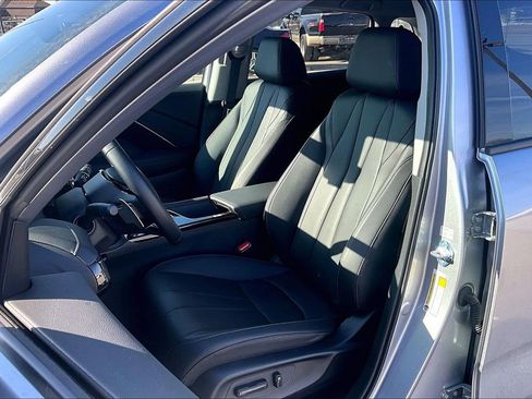 Certified 2025 Acura ADX AWD image 34