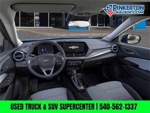 New 2025 Chevrolet Trax LT w/ Driver Confidence Package image 15