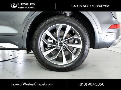 Used 2022 Audi Q5 2.0T Premium image 11