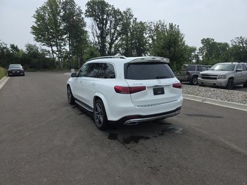Used 2023 Mercedes-Benz GLS 450 4MATIC image 5