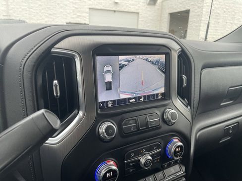 Used 2021 GMC Sierra 2500 Denali w/ Denali Ultimate Package image 17