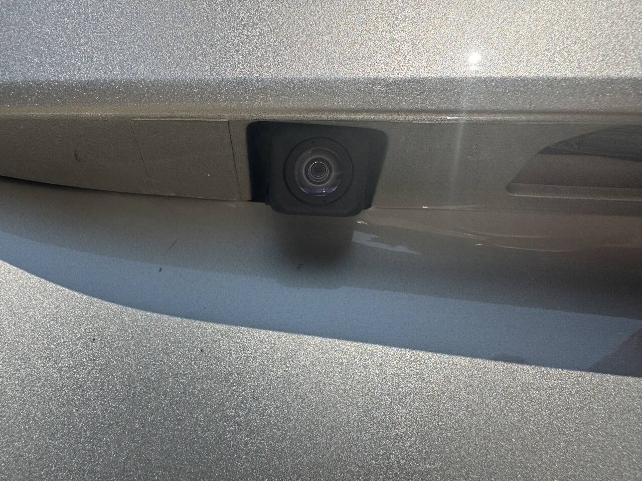 Used 2014 Toyota Camry LE FWD image 9