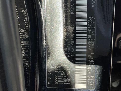 Used 2025 Toyota Camry image 38