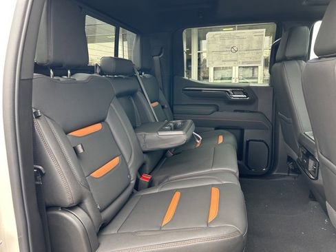 New 2026 GMC Sierra 1500 AT4 w/ AT4 Premium Package image 31