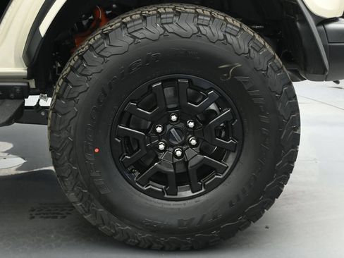 New 2026 Ford Bronco Raptor AWD/4WD image 21