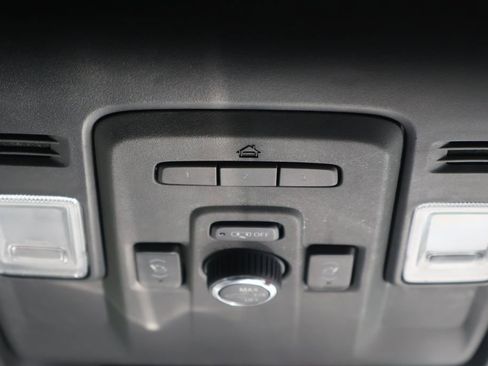 Certified 2024 Chevrolet Suburban Premier AWD/4WD image 28