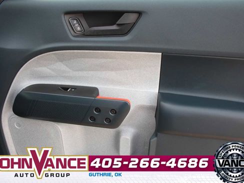 Used 2022 Ford Maverick XLT image 15