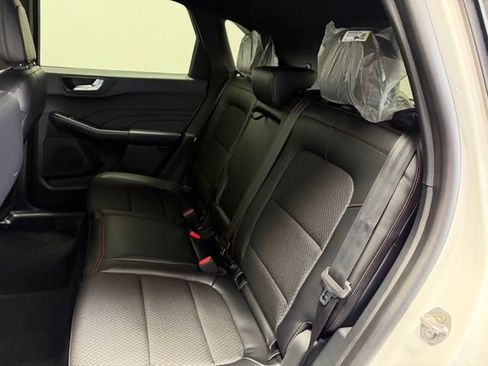 New 2026 Ford Escape ST-Line Elite w/ Equipment Group 501A AWD/4WD image 18