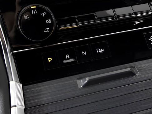 New 2026 Nissan Armada SL image 40