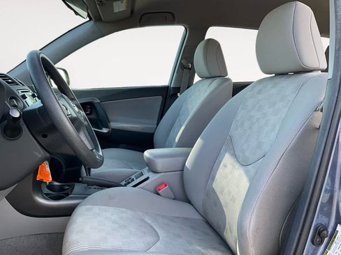 Used 2012 Toyota RAV4 FWD w/ Value Pkg image 9