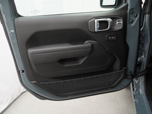 New 2026 Jeep Gladiator Sport image 28