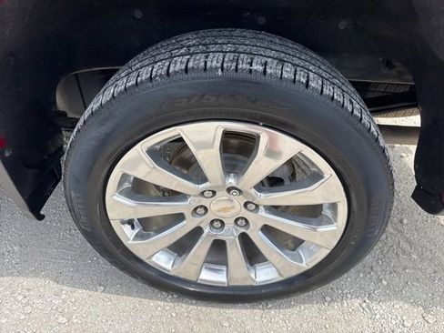 Used 2022 Chevrolet Silverado 1500 High Country AWD/4WD image 12