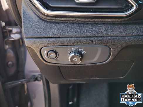 Used 2023 Chevrolet Bolt LT w/ Infotainment Package image 28