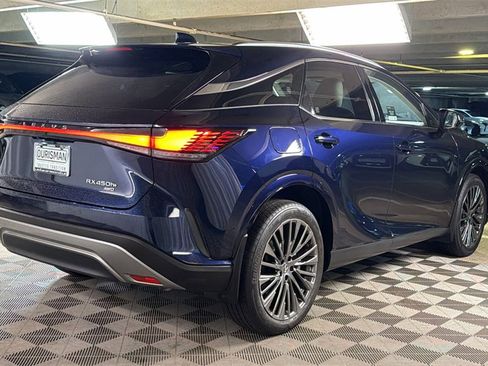 Used 2025 Lexus RX 450h AWD w/ Luxury Package image 7