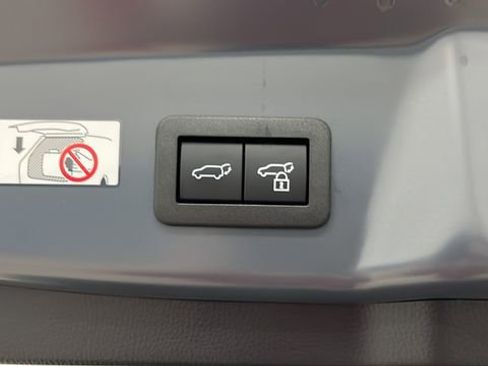 Used 2024 Toyota Prius Limited AWD/4WD image 36