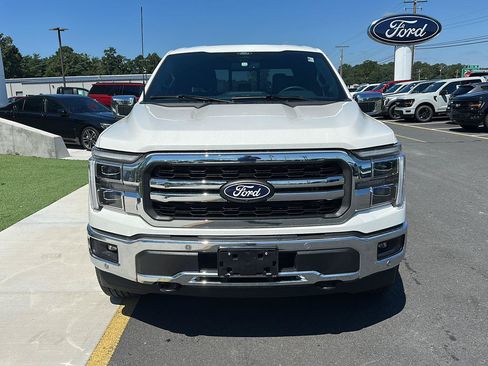 Used 2025 Ford F150 Lariat w/ Equipment Group 501A Mid AWD/4WD image 2