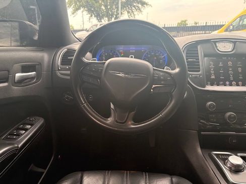 Used 2015 Chrysler 300 S RWD image 6