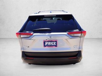 Used 2025 Toyota RAV4 XLE AWD/4WD video 3
