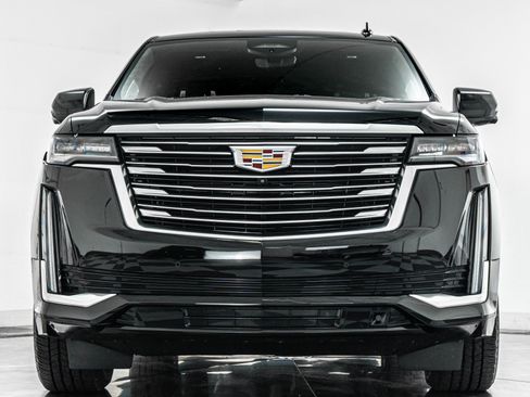 Used 2023 Cadillac Escalade ESV Premium Luxury Platinum AWD/4WD image 4