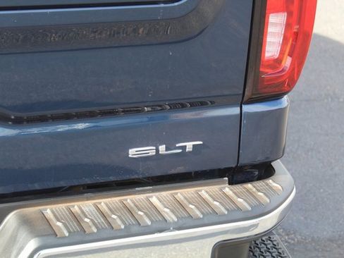 Used 2023 GMC Sierra 1500 SLT w/ SLT Premium Package image 5