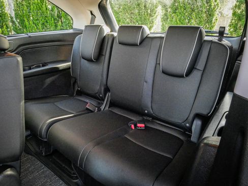 Used 2025 Honda Odyssey Touring image 9