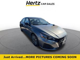 Used 2025 Nissan Altima 2.5 SV video 1