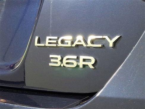 Used 2018 Subaru Legacy 3.6R Limited image 33