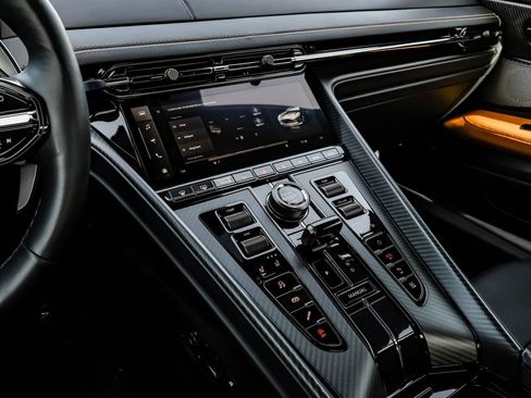 Used 2024 Aston Martin DB12 Coupe RWD image 30