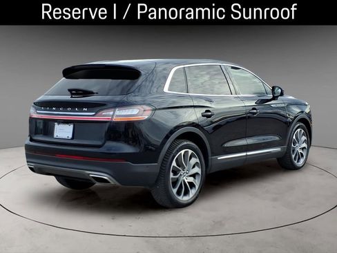 Certified 2022 Lincoln Nautilus Reserve w/ Equipment Group 201A image 9