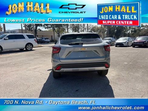 Used 2026 Chevrolet Trax LT w/ Driver Confidence Package image 10