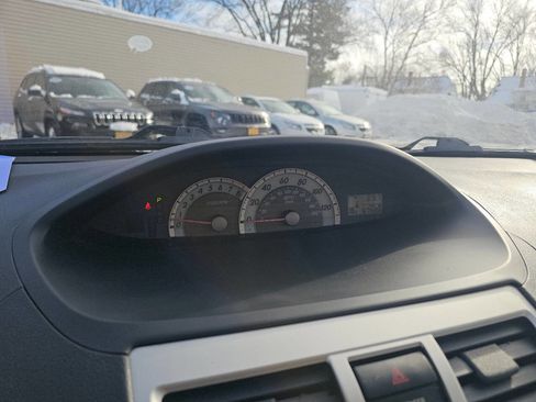 Used 2007 Toyota Yaris S image 16