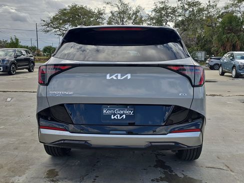New 2026 Kia Sportage SX image 7