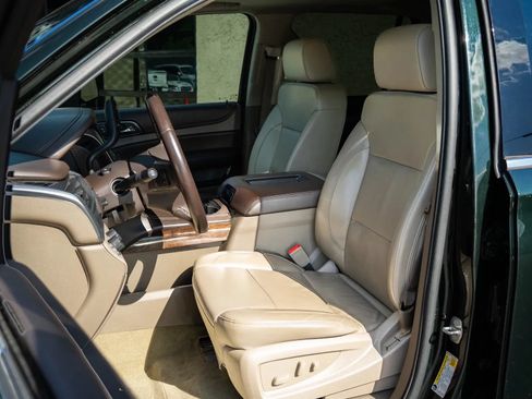 Used 2016 Chevrolet Tahoe LT AWD/4WD image 4