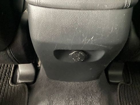 Used 2018 Hyundai Santa Fe Sport w/ 2.4L Tech Package 04 image 33