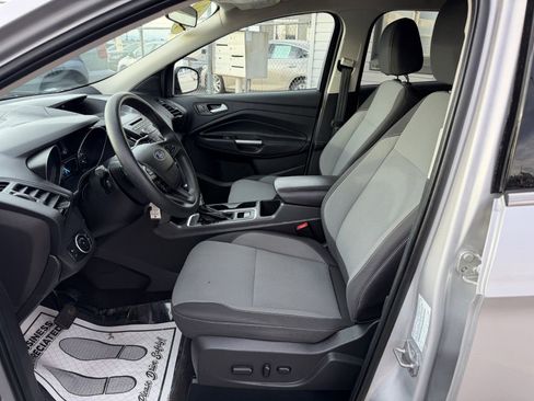 Used 2017 Ford Escape SE w/ SE Cold Weather Package image 11