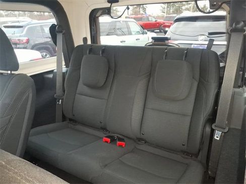 Used 2019 Jeep Wrangler Sport S image 9